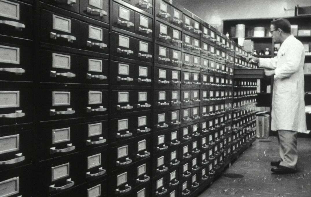 detective reading case files